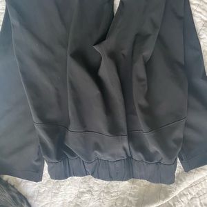 Lulu lemon- on the fly pant